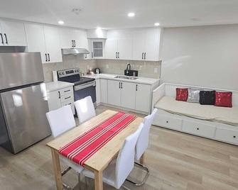 Brand new basement apartment - Milton - Kitchen