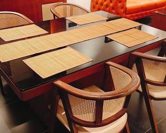 Hf Pool Resorto - Chennai - Restaurant