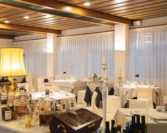Hotel Ristorante Primavera - Godega di Sant'Urbano - Ресторан