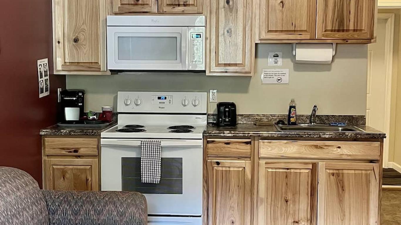 เดนาลี เรนโบว์ วิลเลจ อาร์วีพาร์คแอนด์โมเต็ล