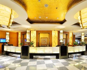 Luxemon Xinjiang Hongfu Hotel - Ürümqi - Reception