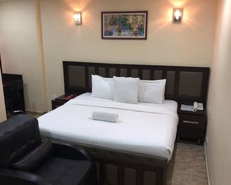 Virginrose Resorts - Lagos - Makuuhuone