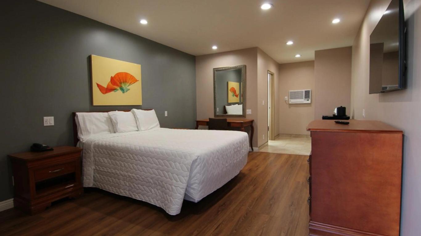 هوتل 81 بالاس بوجيس (إس جي كلين)