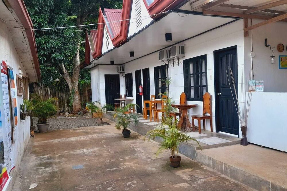 El Taraw Bed And Breakfast - פוארטו פרינססה סיטי - פטיו
