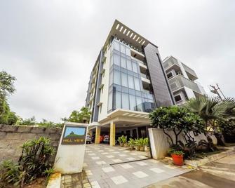 Hill View Guest Houses-Hi Tech City - Hyderabad - Building