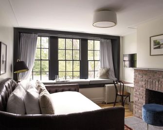 Hasbrouck House - Stone Ridge - Bedroom