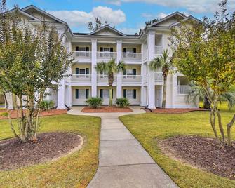 Aberdeen Club Golf Retreat, Short Drive to Beach! - Longs - Building