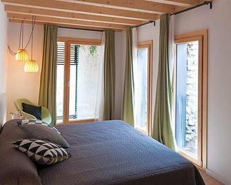 Casa Del Castell - Móra d'Ebre - Bedroom