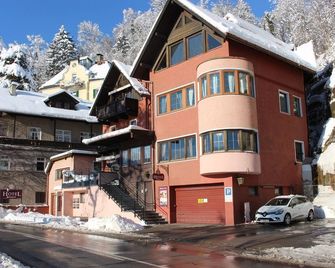 B&B Hotel Heimgartl - Innsbruck - Building