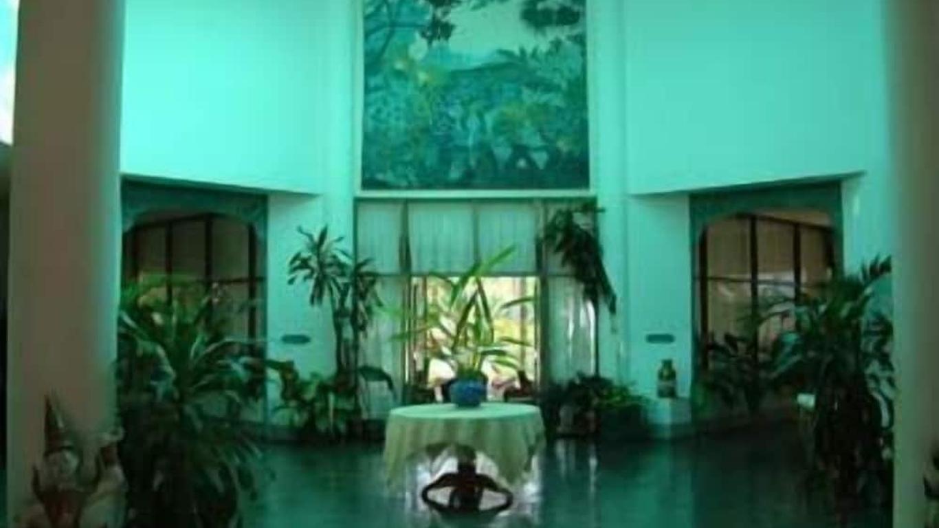 Rayong Palmaries Beach Resort