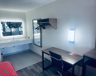 Econo Lodge Biloxi Beach - Biloxi - Habitación