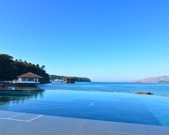 Kamana Sanctuary Resort & Spa - Subic Bay Freeport Zone - Pool