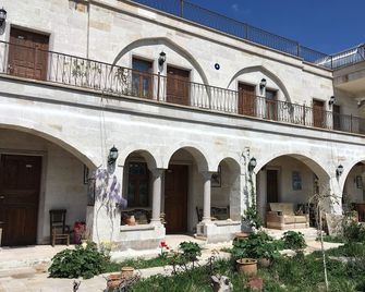Kemal's Guest House - Göreme - Building