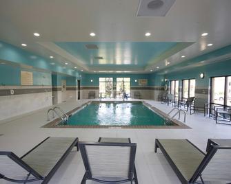 Hampton Inn & Suites Ridgeland - Ridgeland - Uima-allas