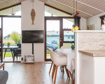 6 person holiday home in Rømø - Romo - Dining room