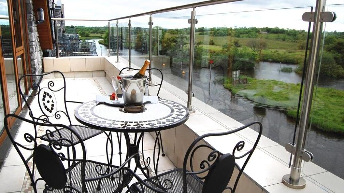 Leitrim Marina Hotel
