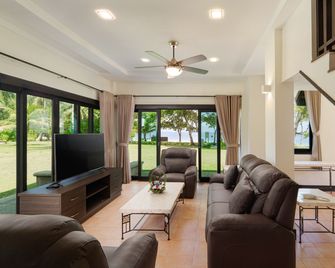 Banyu Biru Villa - Lagoi - Salon