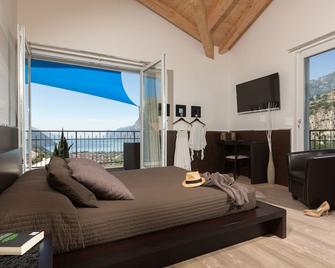 Hotel Isola Verde - Nago–Torbole - Schlafzimmer