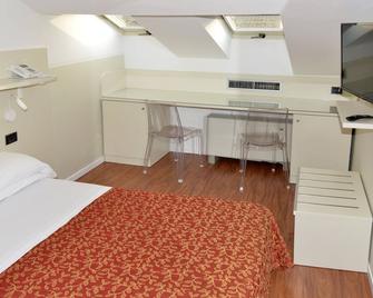Hotel Amadeus E Teatro - Turin