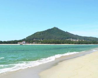 Countryside Cottage with Private Terrace - Gondufe - Beach