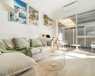 Palma 1 - Couples Beach Shack - Miami