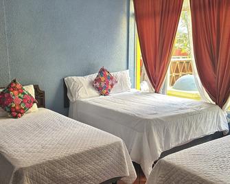 Don Valentino - אנטיגואה גוואטמלה - חדר שינה