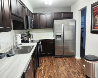 Awesome Condo In Central Raleigh - راليغ - مطبخ