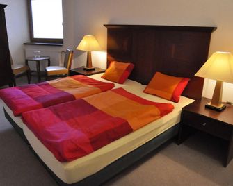 Hotel Labská bouda - שפינדלרוב מלין - חדר שינה