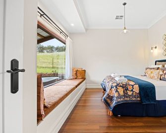 Grandview Accommodation - Hideaway Huts - Nairne - Habitación