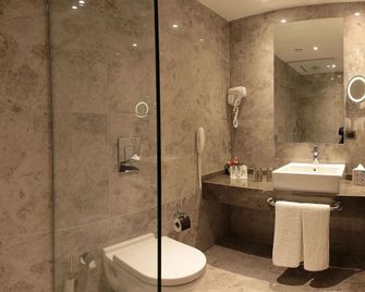 Bricks Hotel Istanbul - Istanbul - Bathroom