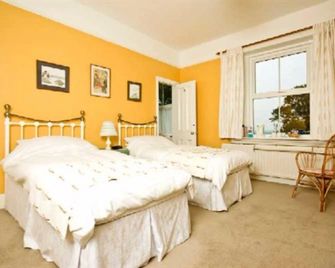 Dowfold House Bed and Breakfast - Crook - Bedroom