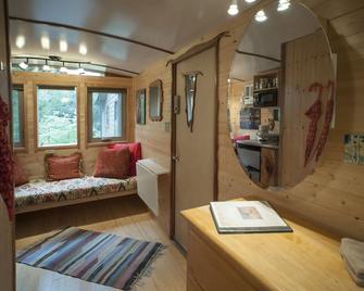 The Treecycle - أوستن - غرفة معيشة