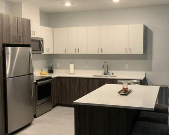 Condo Apartment - Milwaukee - Kitchen