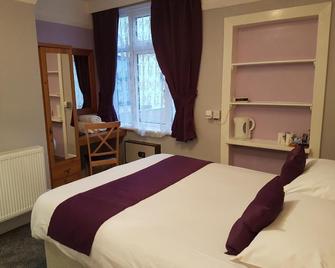Meadows Way Guest House - Uttoxeter