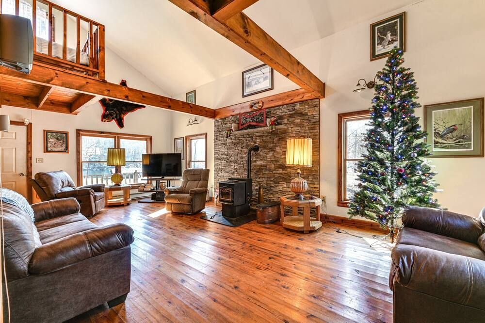 Cozy Mount Union Cabin With Fire Pit And