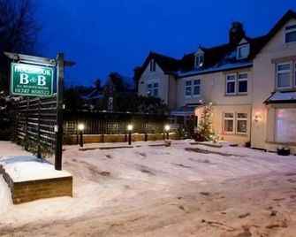 Holbrook B&B - Shaftesbury - Building