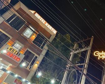 Hotel Kartik - Zerakpur - Building