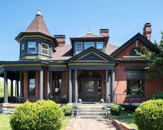 Urban Cowboy - Nashville - Building