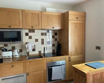 Apartment 8 The Landings - Filey - Kitchen