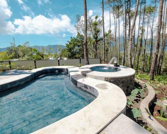 La Pino Mount Batur and Hot Spring - Bangli - Pool