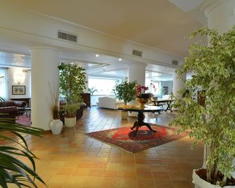 Hotel della Valle - אגריג'נטו - לובי