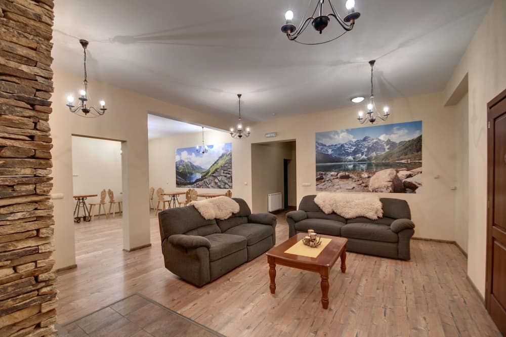 ويلا يو جادزي - زاكوباني - غرفة معيشة