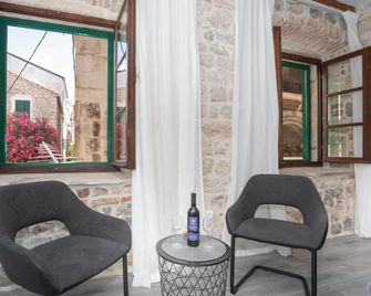 Apartment Libra Downtown Sibenik - Šibenik - Wohnzimmer