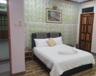 Jazepuri - Jaze 2 - Kuching Utara - Slaapkamer
