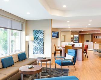TownePlace Suites by Marriott Holland - Holland - Lobby