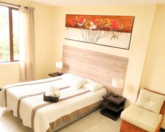 Hotel Las Mercedes Airport-Quito - Tababela