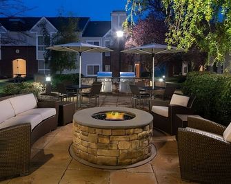 Suite w/ Free Breakfast, Pets Are Welcome, Short Drive To Johnny Cash Museum! - Brentwood - Patio