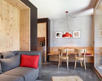 Alpine Lodge Chesa Plattner - Pontresina - Spisestue