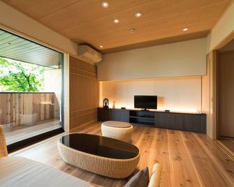 Hotel Hakuba Hifumi - Hakuba - Living room