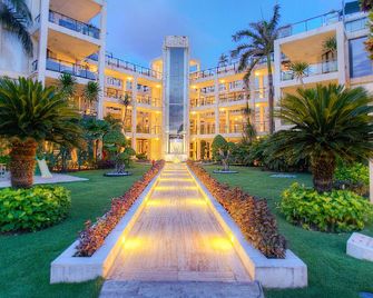 Furamaxclusive Ocean Beach Seminyak Bali - קוטה - נוף חיצוני